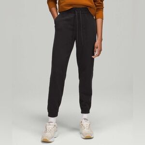 Lululemon Loungeful High-Rise Fleece Cuffed Jogger | Size 4 Black